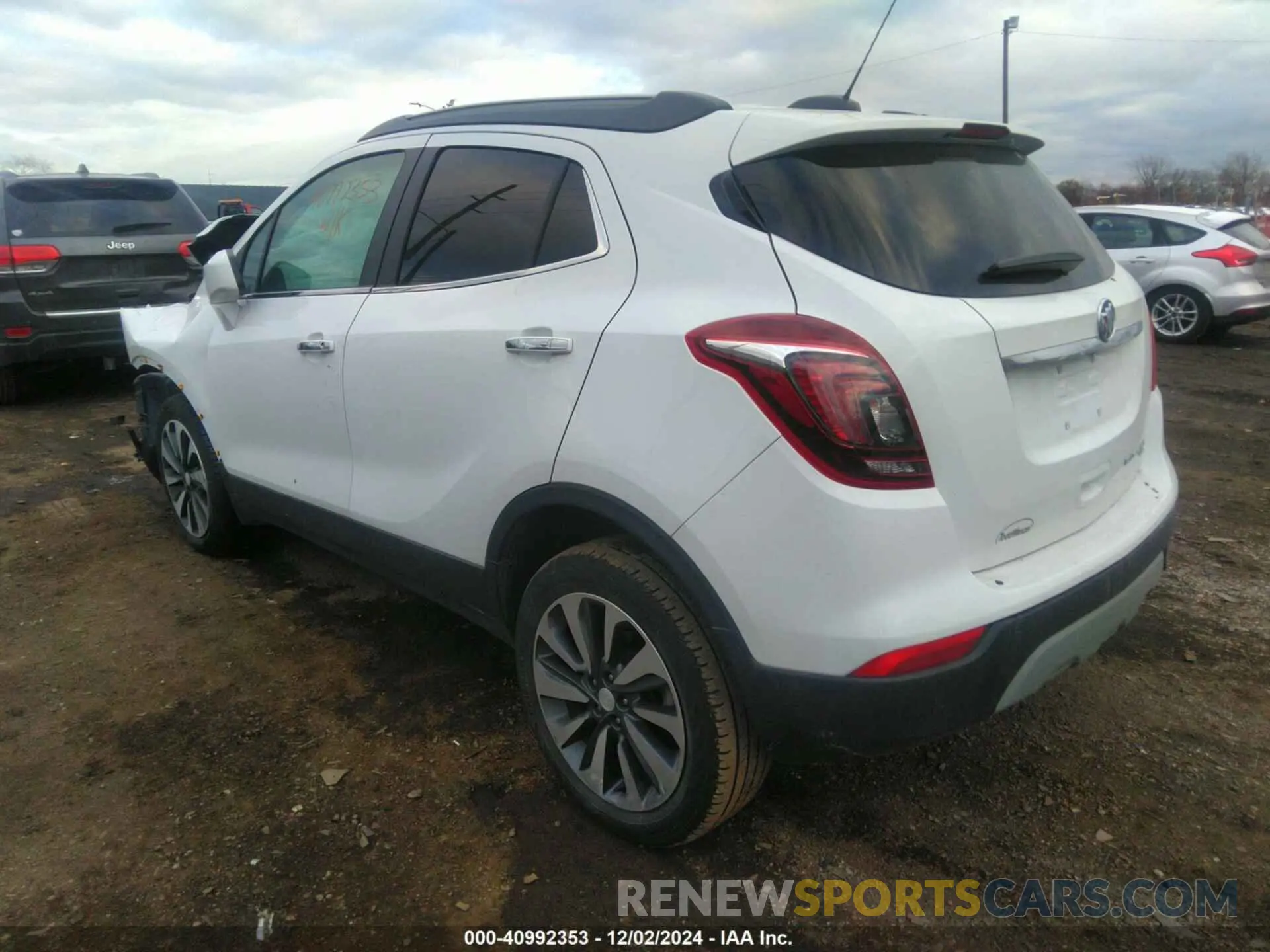 3 fotografías del automóvil dañado KL4CJESM3NB524319 BUICK ENCORE 2022