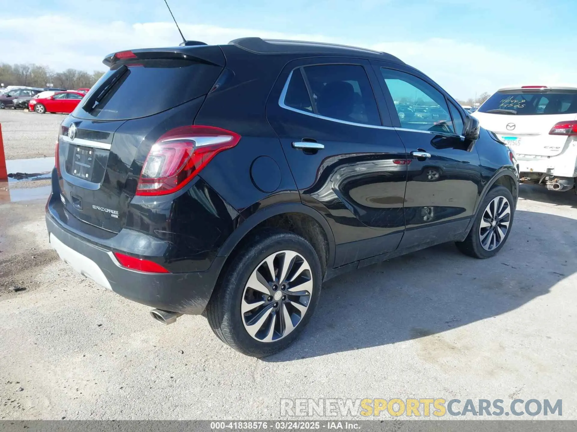 4 fotografías del automóvil dañado KL4CJESM4NB535233 BUICK ENCORE 2022