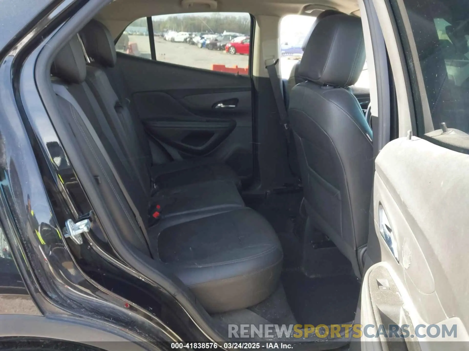 8 fotografías del automóvil dañado KL4CJESM4NB535233 BUICK ENCORE 2022