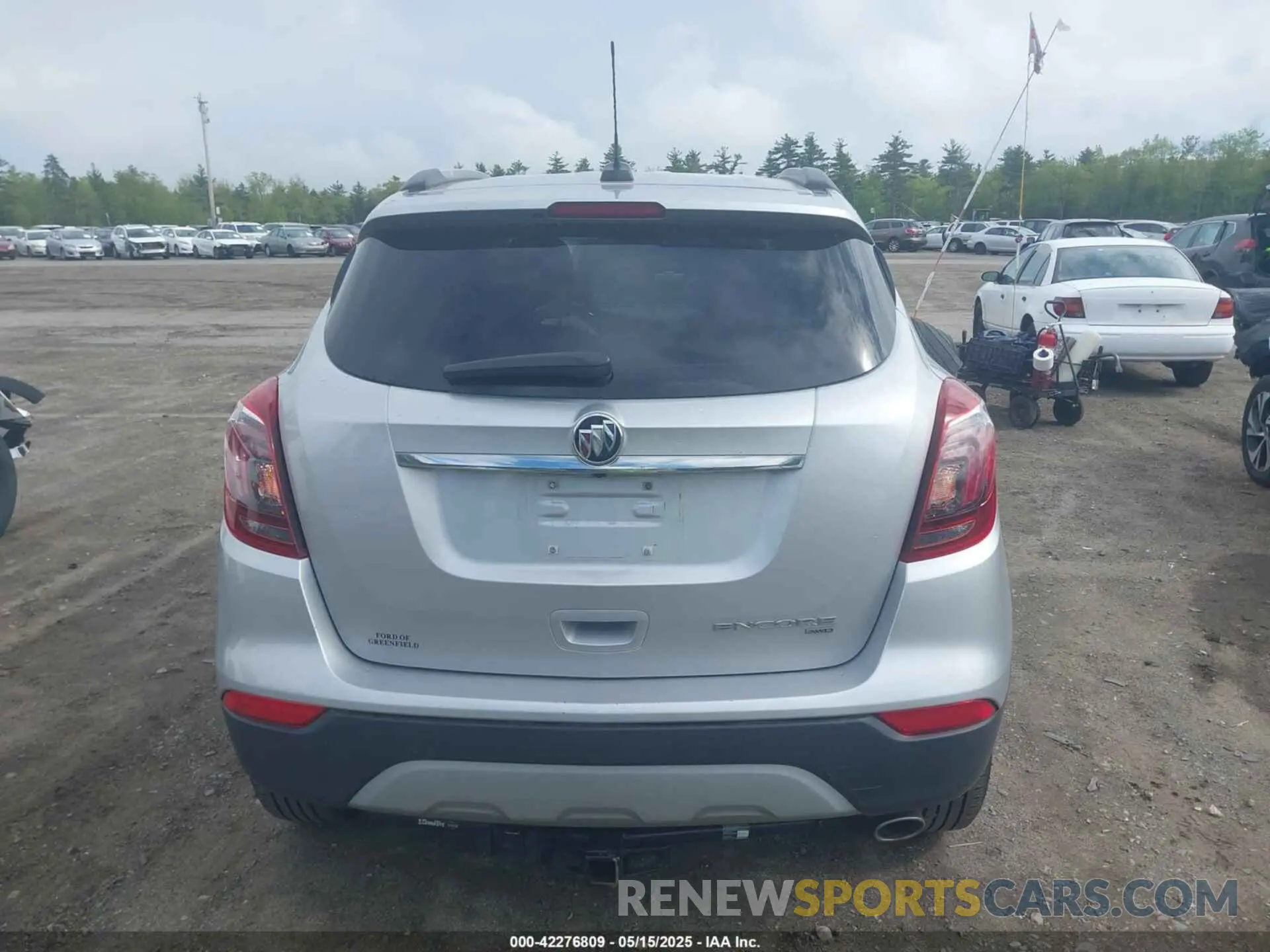 16 fotografías del automóvil dañado KL4CJESM6NB518420 BUICK ENCORE 2022