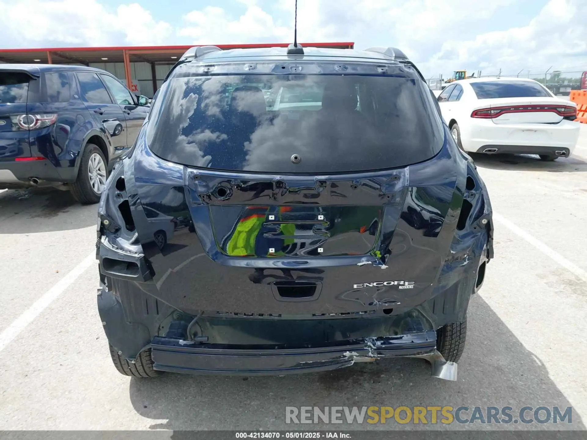 17 fotografías del automóvil dañado KL4CJESM9NB505743 BUICK ENCORE 2022