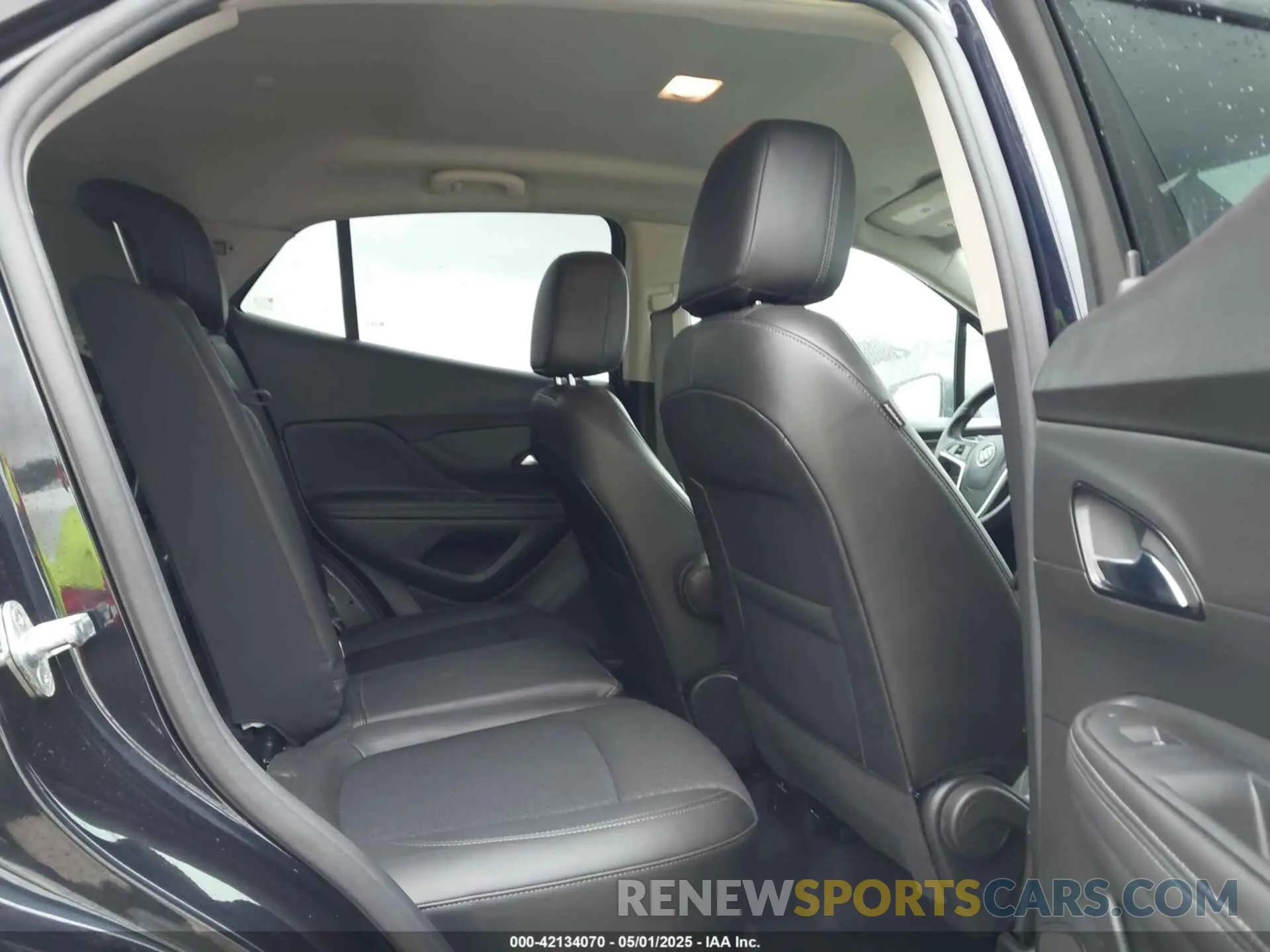 8 fotografías del automóvil dañado KL4CJESM9NB505743 BUICK ENCORE 2022