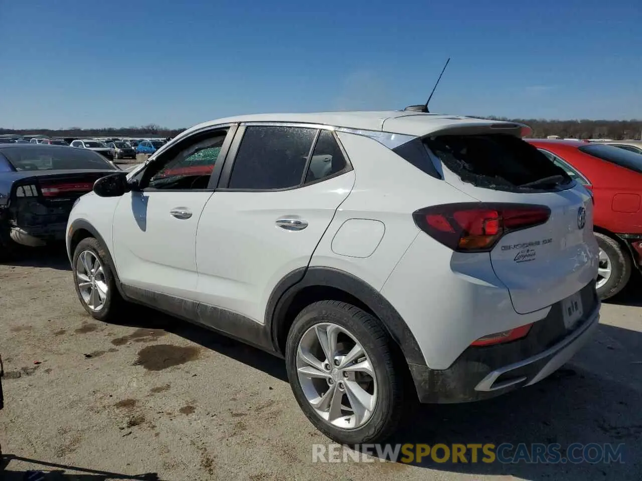 2 fotografías del automóvil dañado KL4MMBS27NB023636 BUICK ENCORE 2022