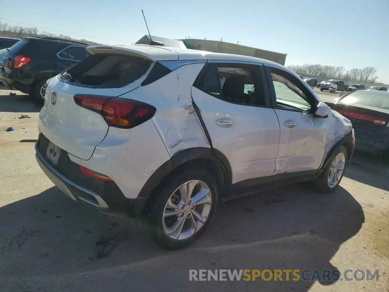 3 fotografías del automóvil dañado KL4MMBS27NB023636 BUICK ENCORE 2022