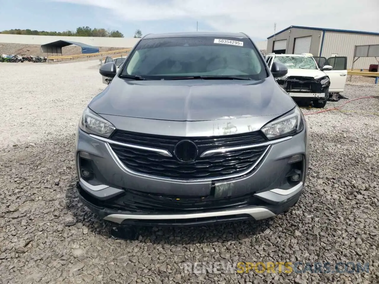 5 fotografías del automóvil dañado KL4MMBS2XNB095270 BUICK ENCORE 2022