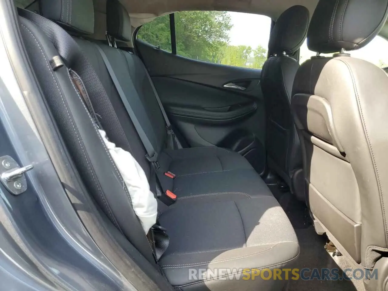 11 fotografías del automóvil dañado KL4MMCSL1NB082857 BUICK ENCORE 2022