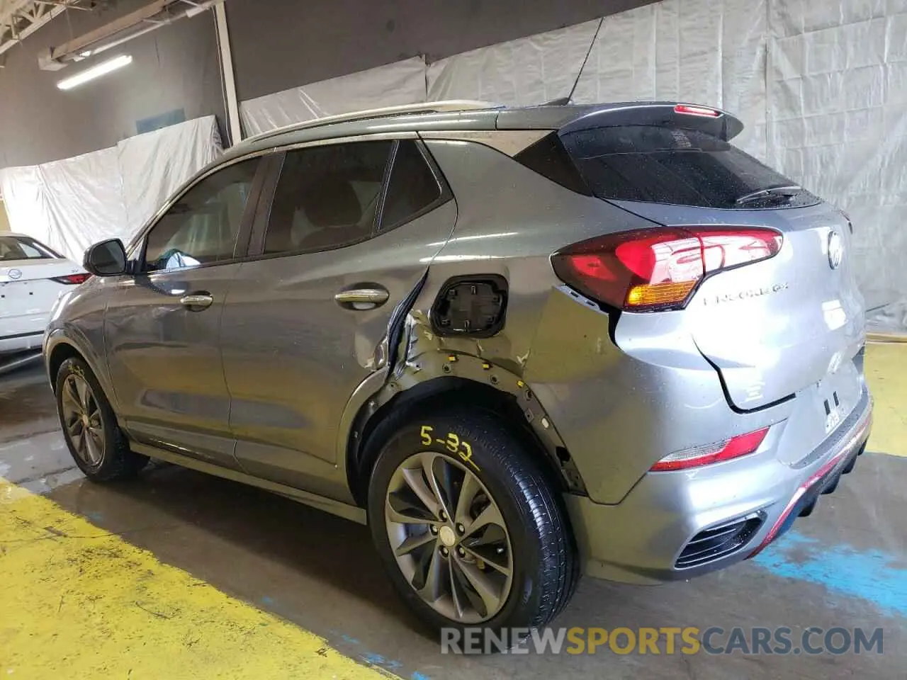 2 fotografías del automóvil dañado KL4MMDSL6NB050301 BUICK ENCORE 2022