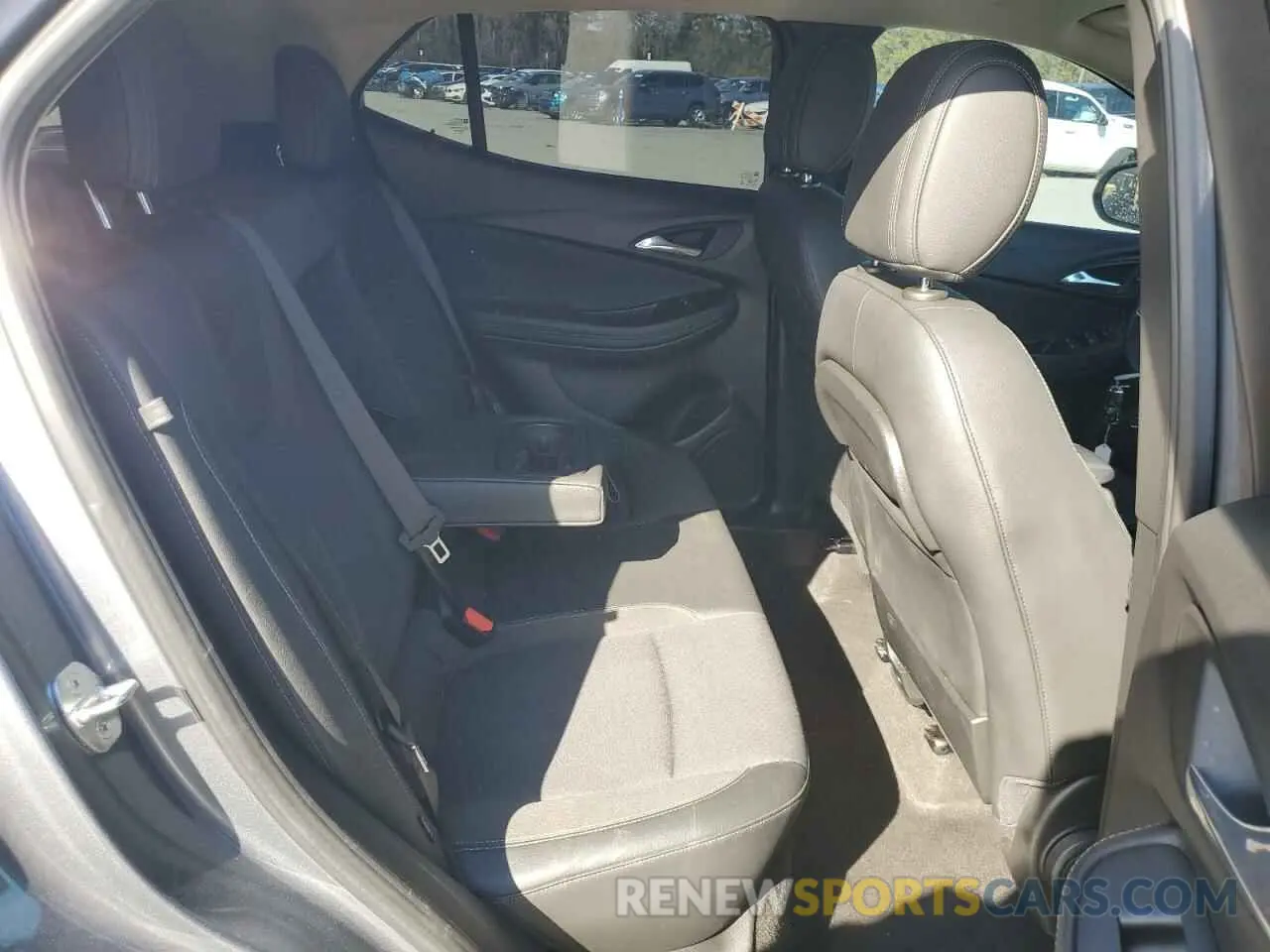11 fotografías del automóvil dañado KL4MMDSL7NB034477 BUICK ENCORE 2022