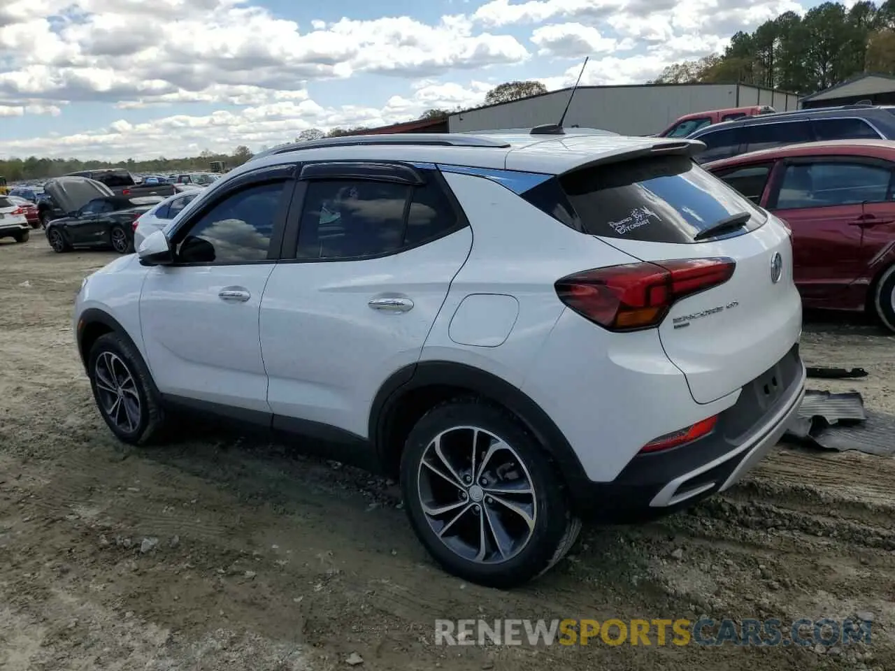 2 fotografías del automóvil dañado KL4MMESL1NB012058 BUICK ENCORE 2022