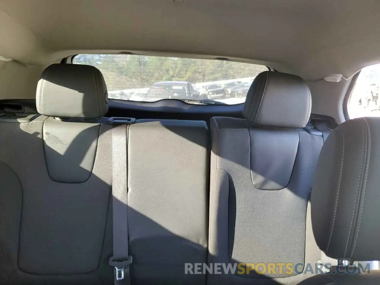 10 fotografías del automóvil dañado KL4MMBS25PB082414 BUICK ENCORE 2023