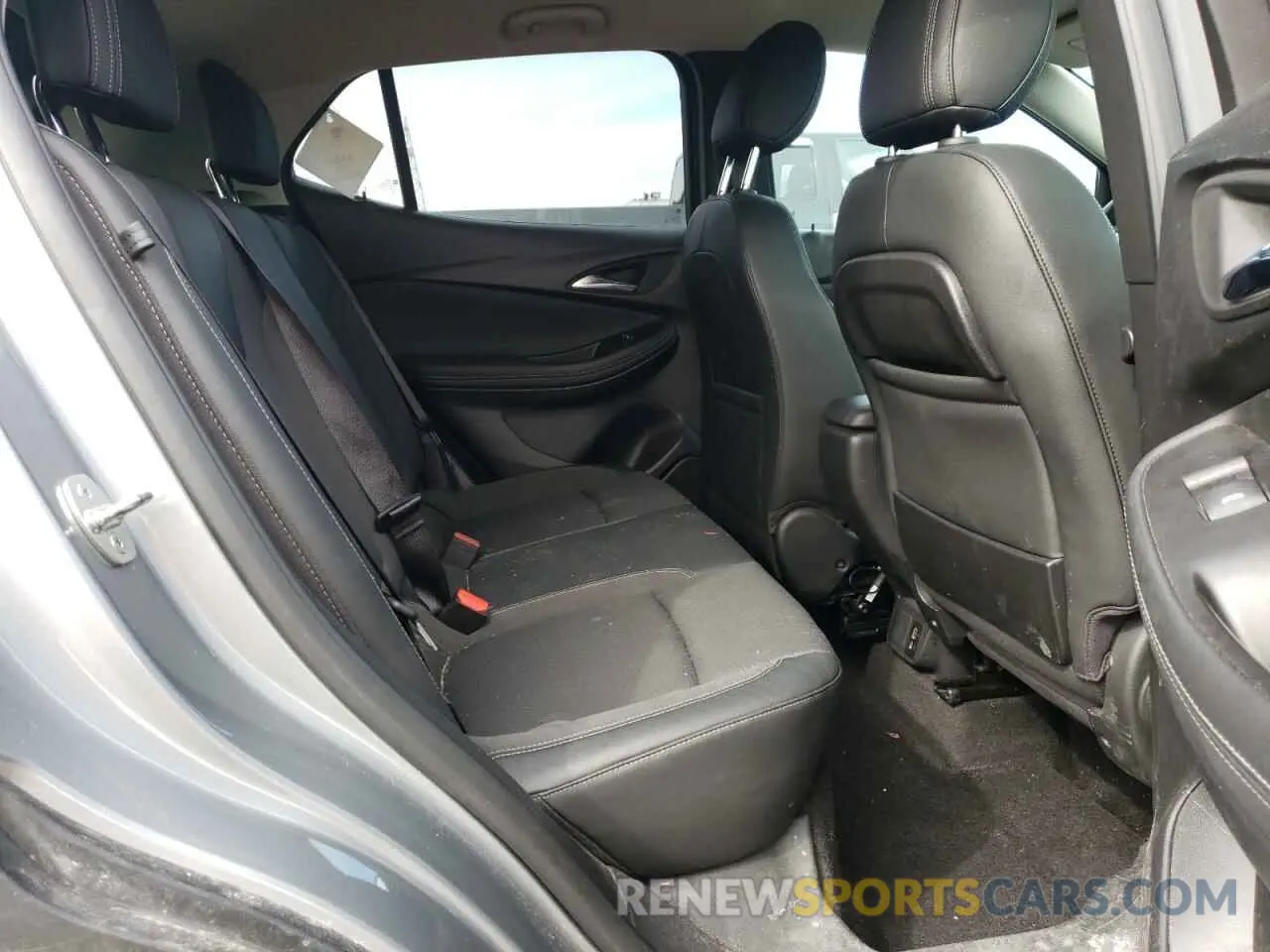 11 fotografías del automóvil dañado KL4MMBS29PB048296 BUICK ENCORE 2023