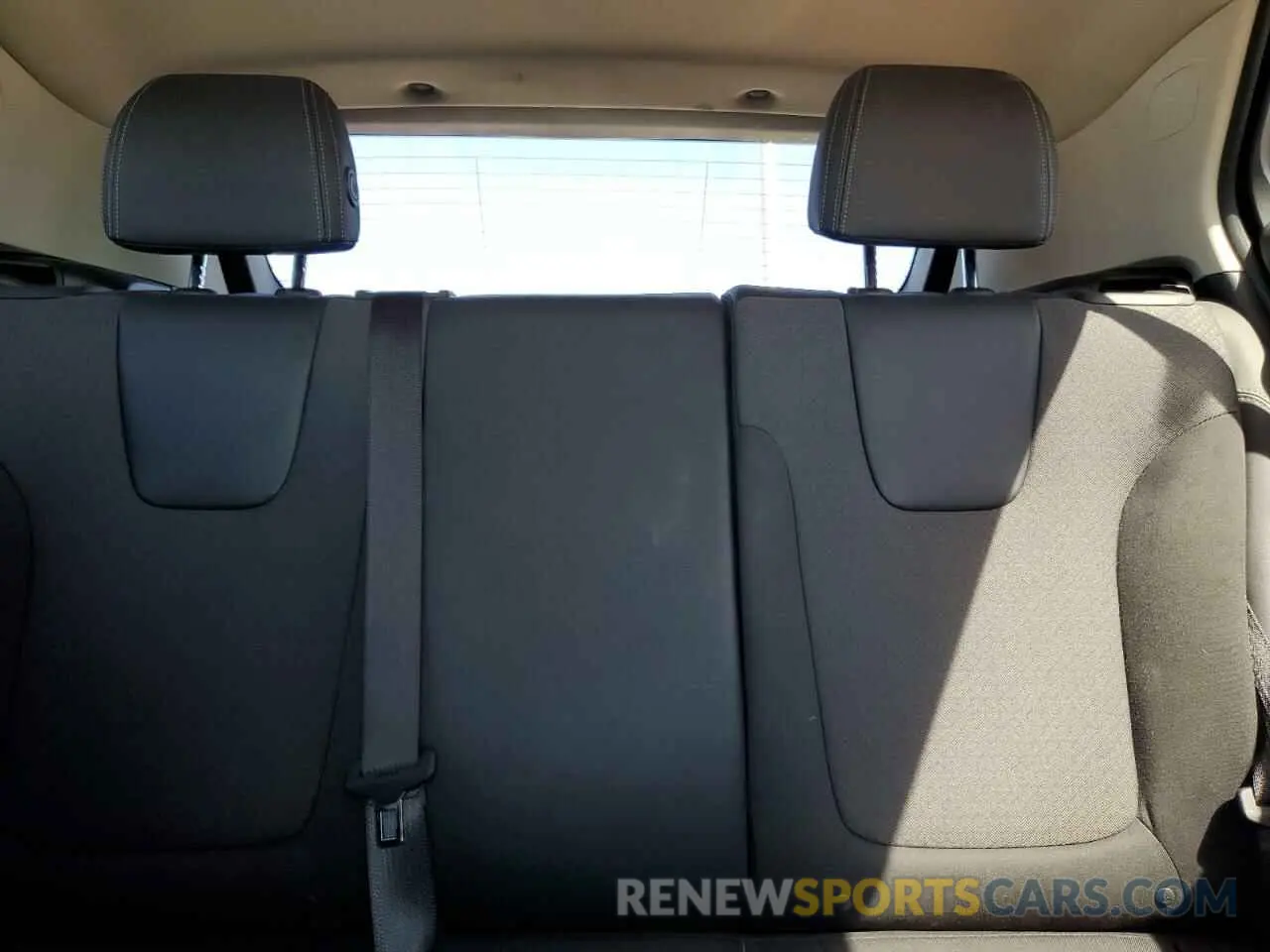 10 fotografías del automóvil dañado KL4MMBS29PB098308 BUICK ENCORE 2023