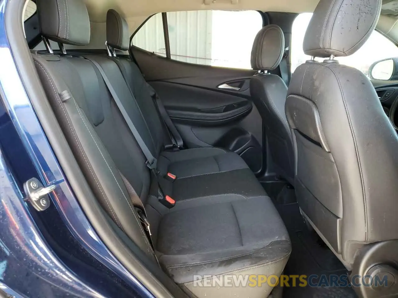11 fotografías del automóvil dañado KL4MMBS29PB098308 BUICK ENCORE 2023