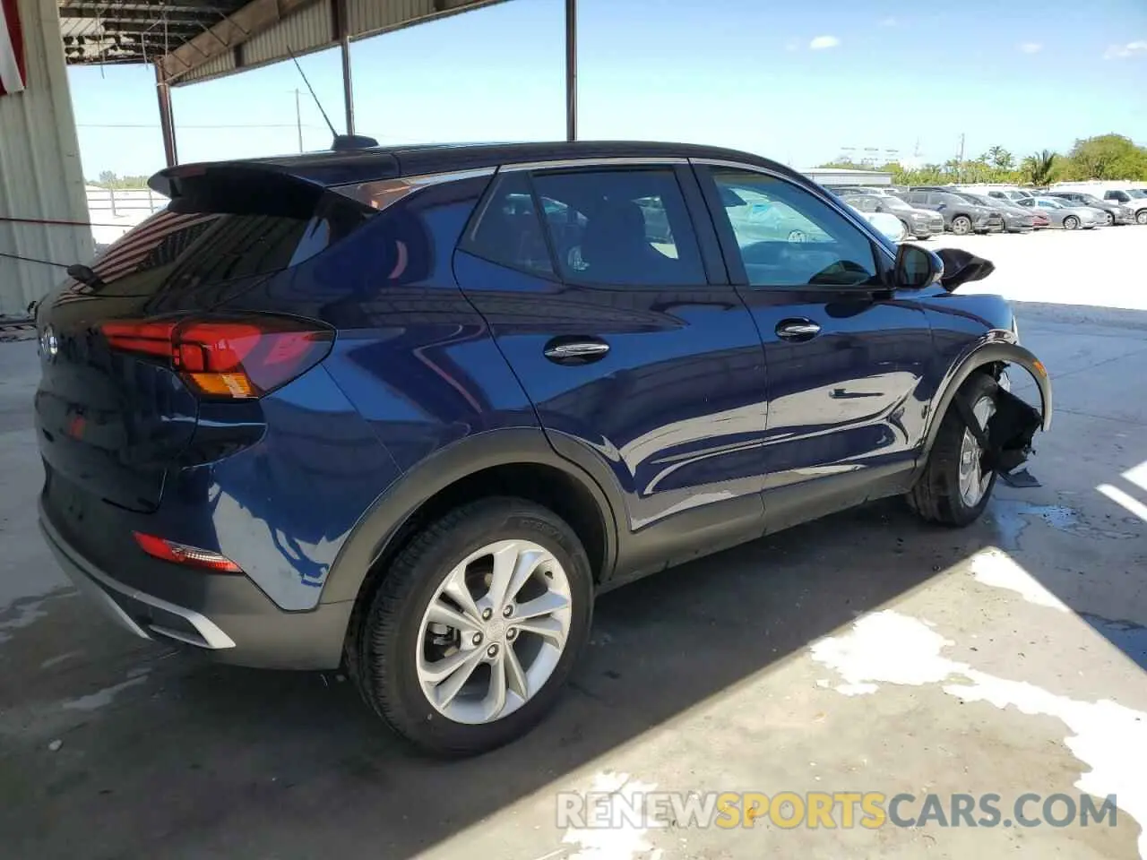 3 fotografías del automóvil dañado KL4MMBS29PB098308 BUICK ENCORE 2023