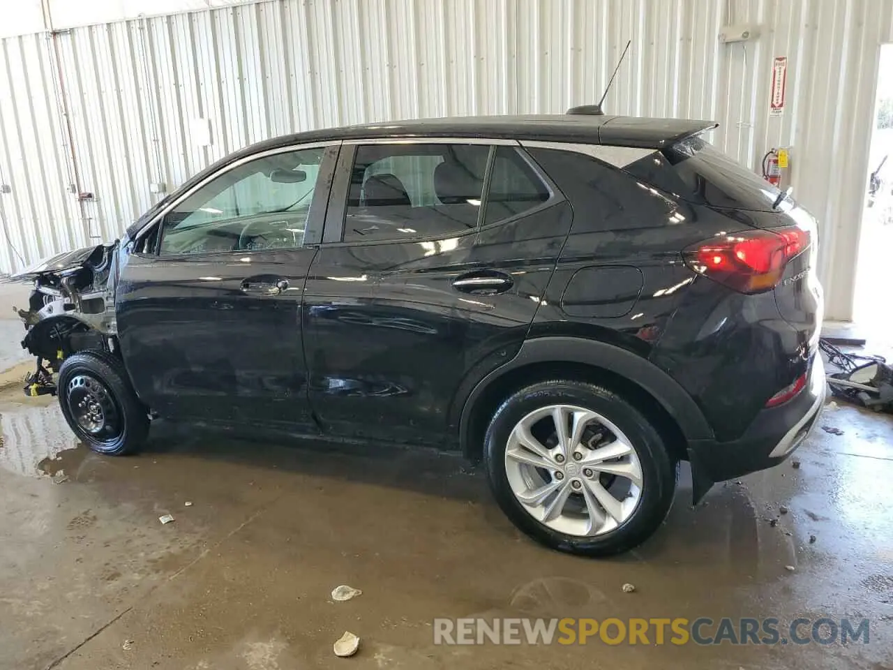2 fotografías del automóvil dañado KL4MMBS2XPB052759 BUICK ENCORE 2023