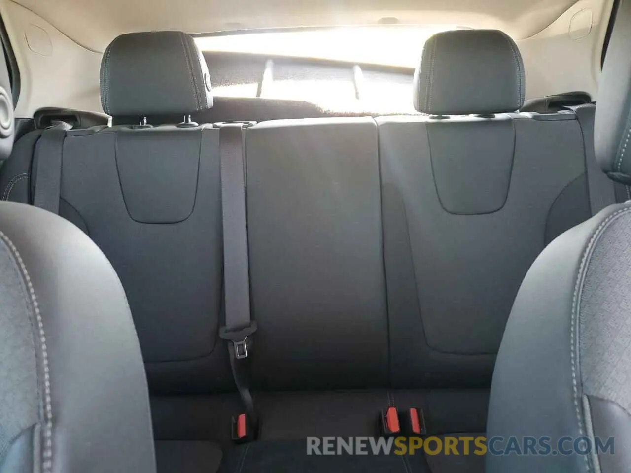 10 fotografías del automóvil dañado KL4MMBS2XPB064023 BUICK ENCORE 2023