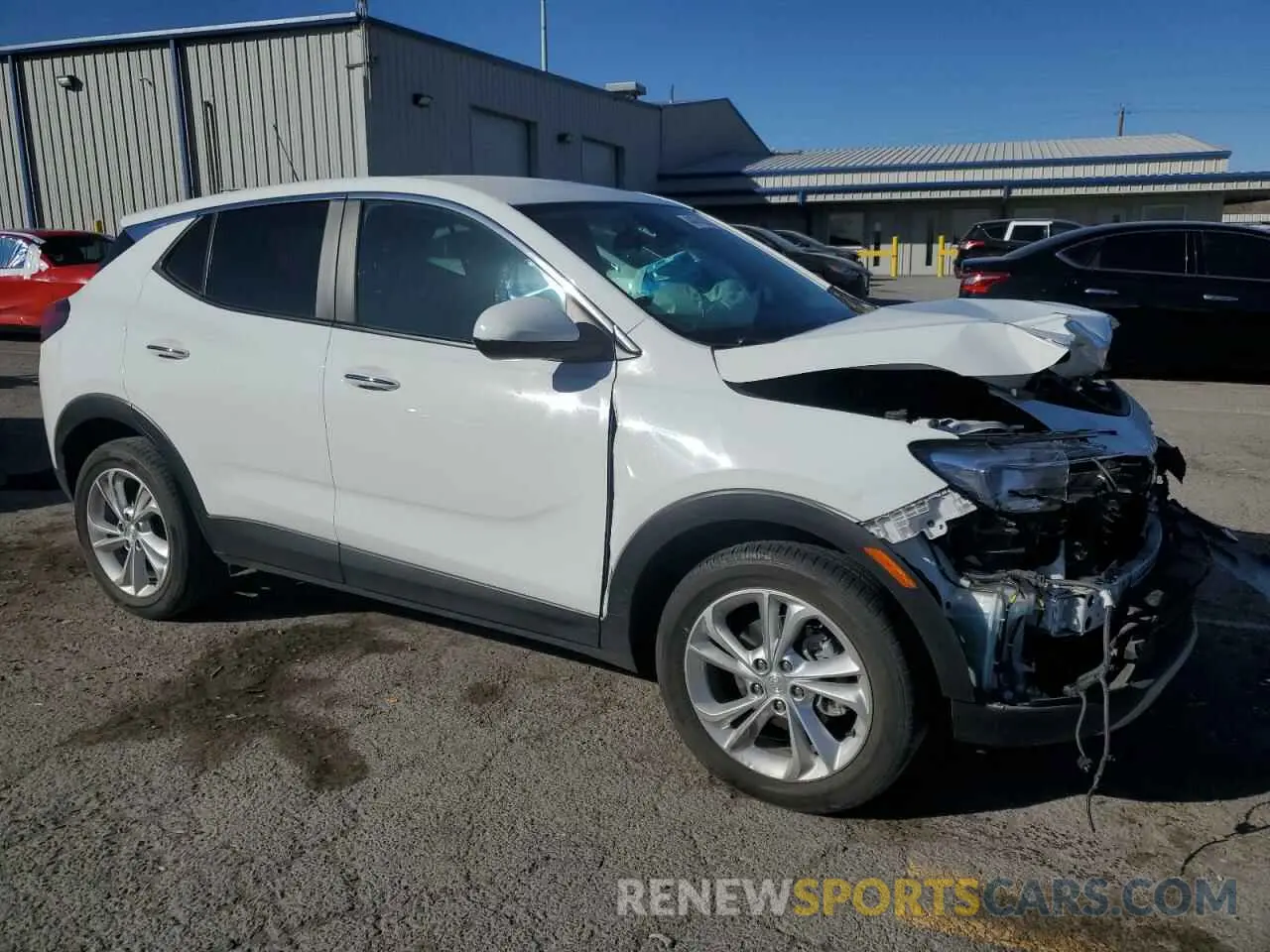 4 fotografías del automóvil dañado KL4MMBS2XPB109350 BUICK ENCORE 2023
