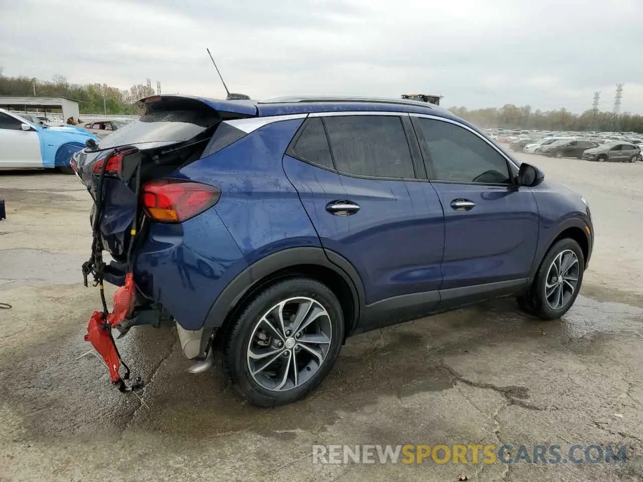 3 fotografías del automóvil dañado KL4MMDS22PB102081 BUICK ENCORE 2023