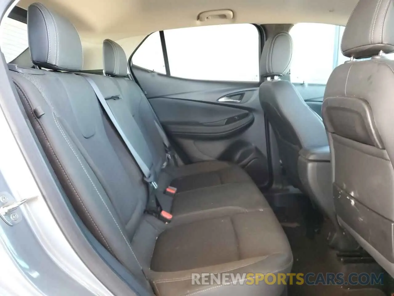 11 fotografías del automóvil dañado KL4MMDS23PB105314 BUICK ENCORE 2023