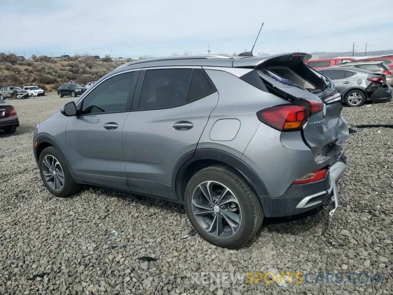 2 fotografías del automóvil dañado KL4MMDS25PB108411 BUICK ENCORE 2023