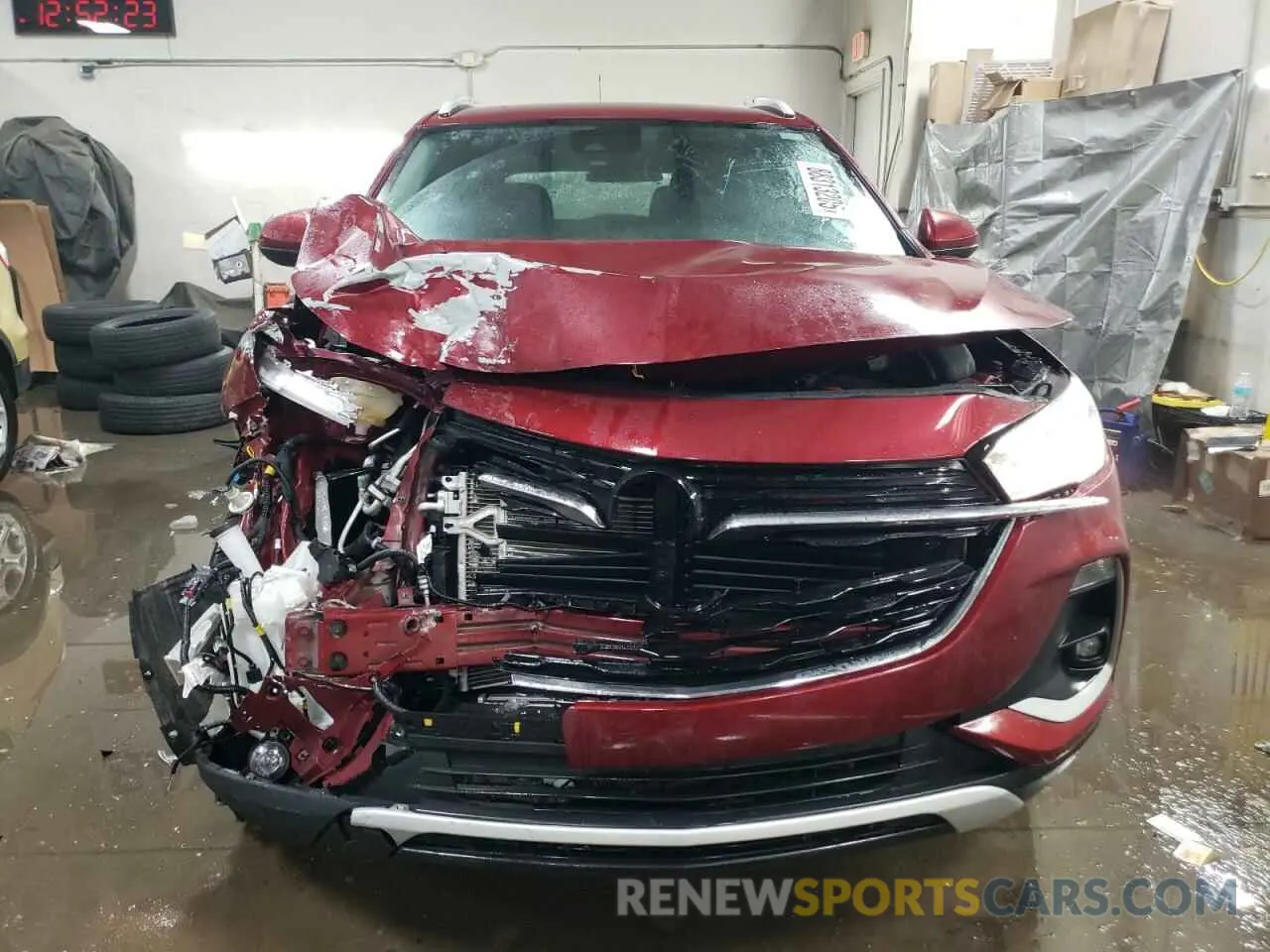 5 fotografías del automóvil dañado KL4MMDS26PB044220 BUICK ENCORE 2023