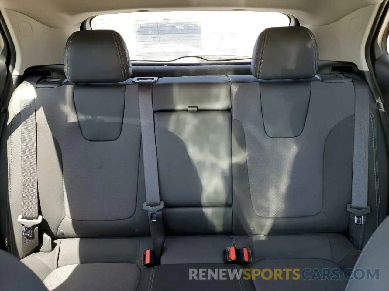 10 fotografías del automóvil dañado KL4MMDSL4PB002749 BUICK ENCORE 2023