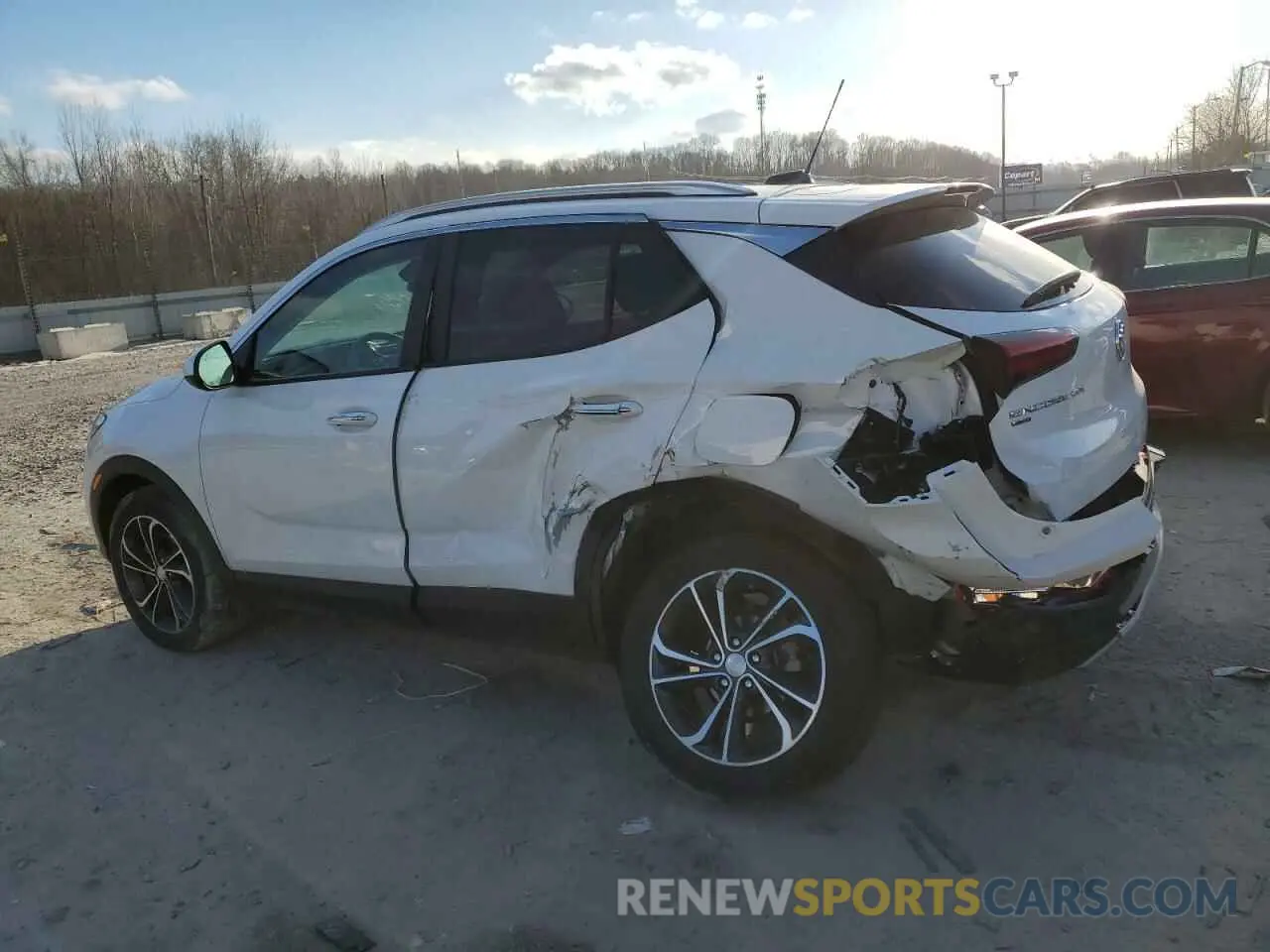 2 fotografías del automóvil dañado KL4MMESL4PB072502 BUICK ENCORE 2023