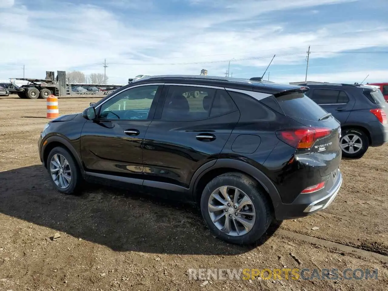 2 fotografías del automóvil dañado KL4MMFSL6PB116120 BUICK ENCORE 2023