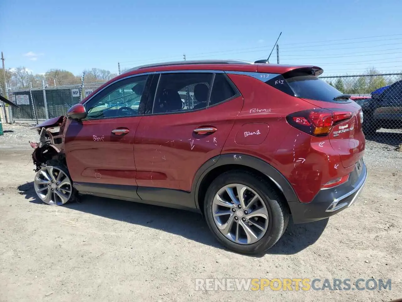 2 fotografías del automóvil dañado KL4MMGSL6PB005198 BUICK ENCORE 2023