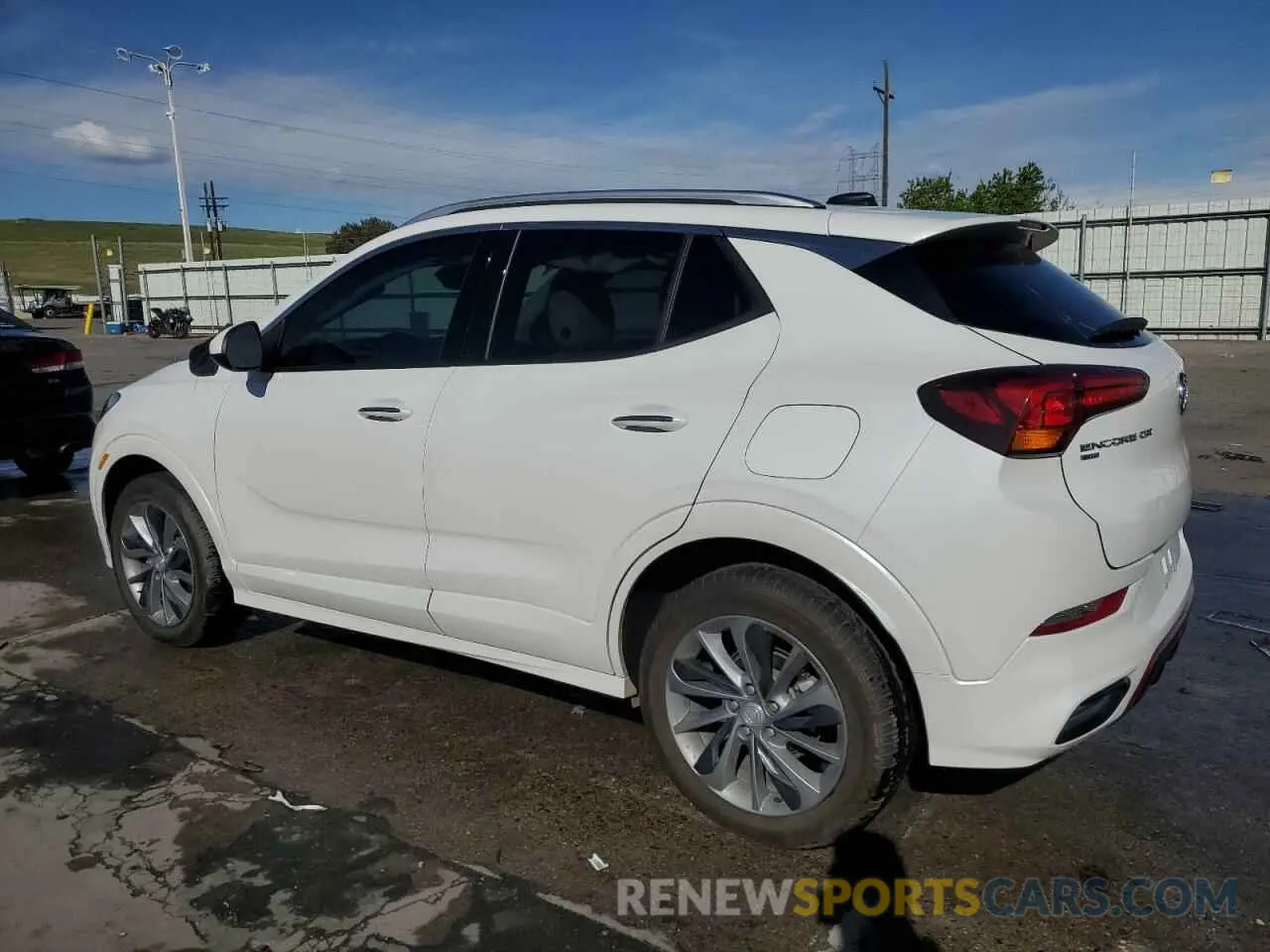 2 fotografías del automóvil dañado KL4MMGSL7PB086275 BUICK ENCORE 2023