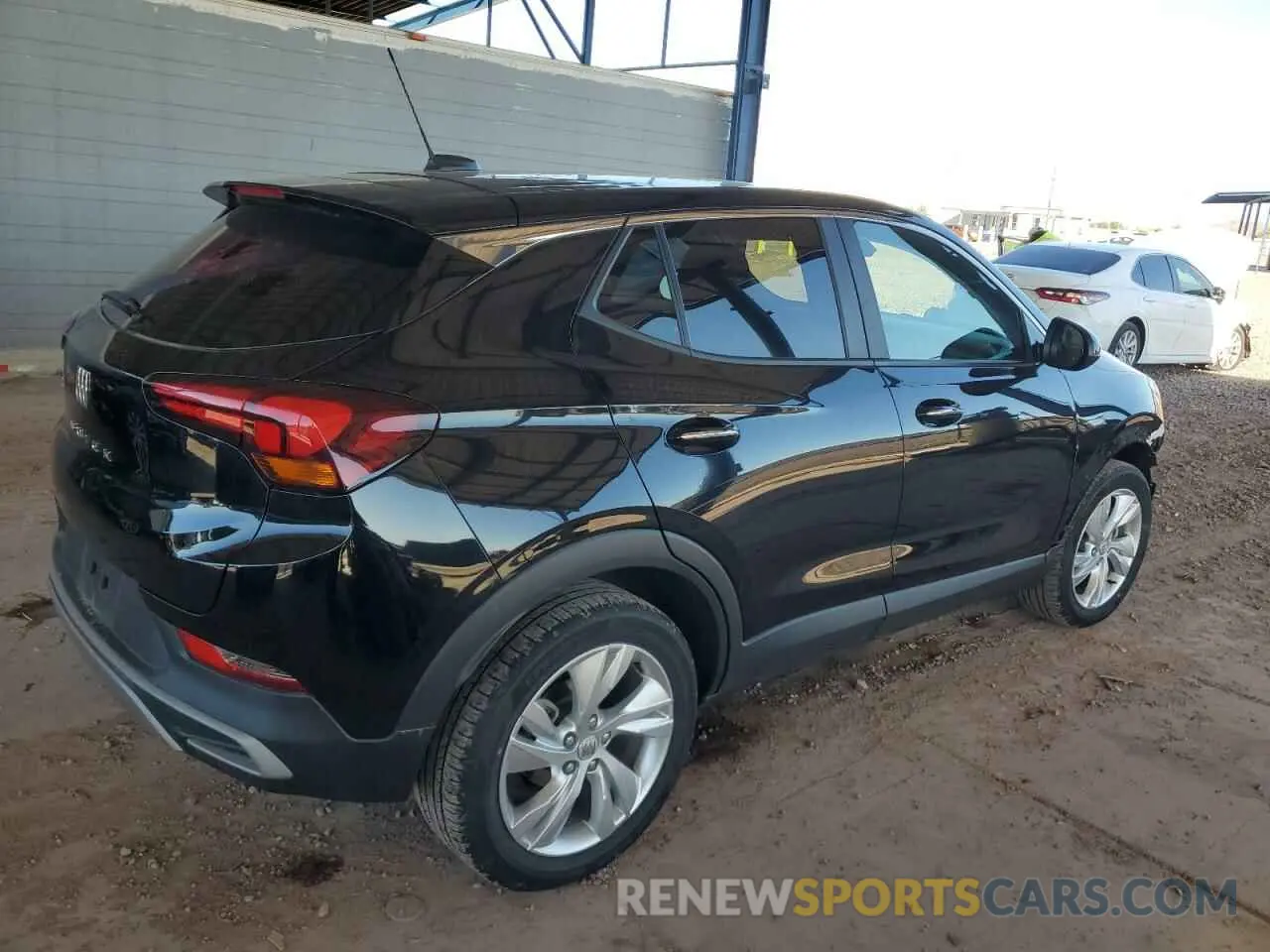 3 fotografías del automóvil dañado KL4AMBS20RB015760 BUICK ENCORE 2024