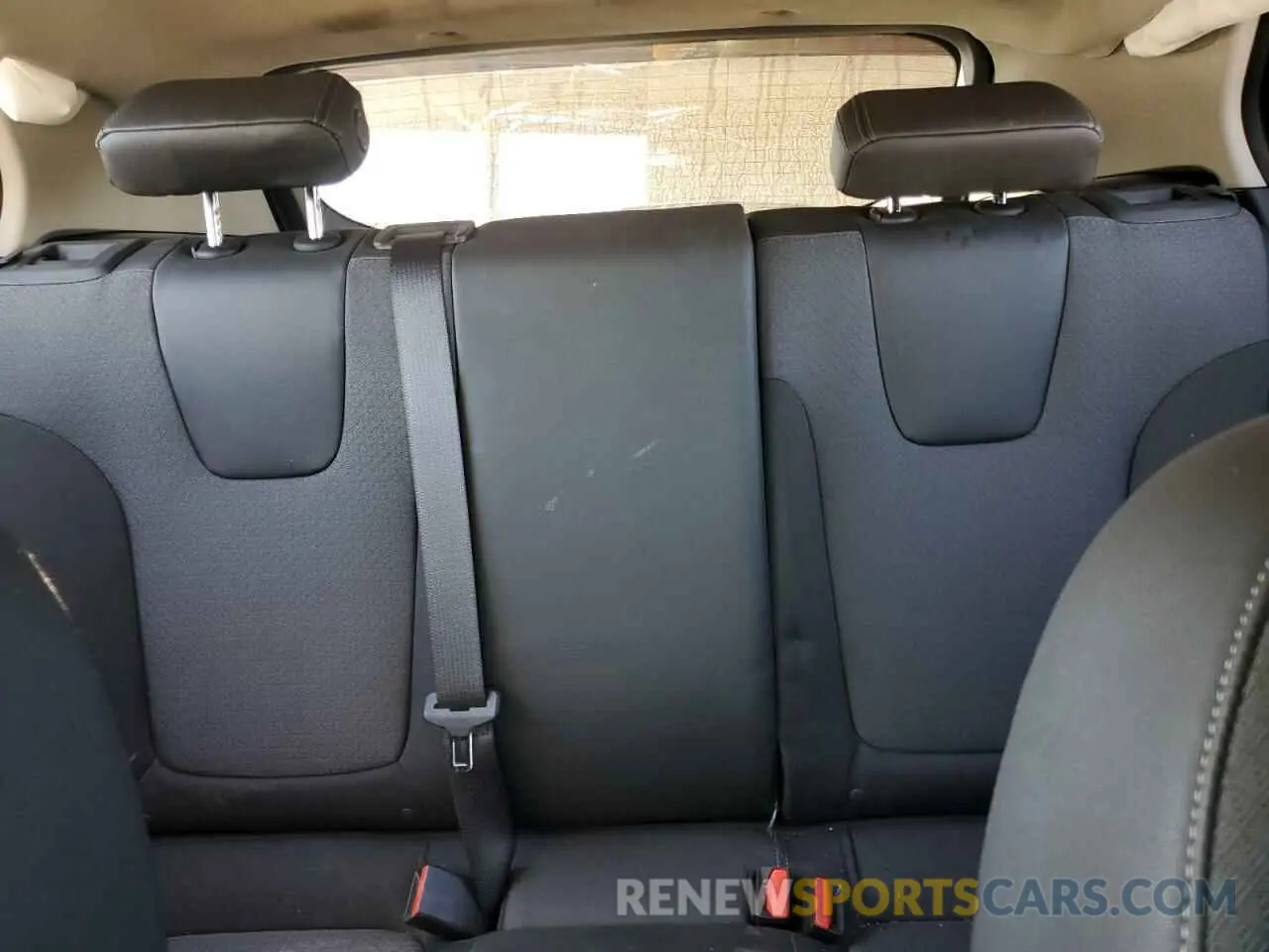 10 fotografías del automóvil dañado KL4AMBS20RB084402 BUICK ENCORE 2024