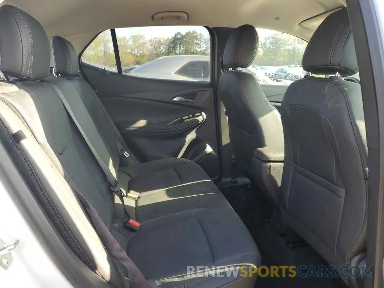 11 fotografías del automóvil dañado KL4AMBS21RB090337 BUICK ENCORE 2024