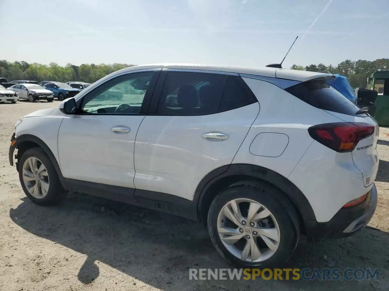 2 fotografías del automóvil dañado KL4AMBS21RB090337 BUICK ENCORE 2024