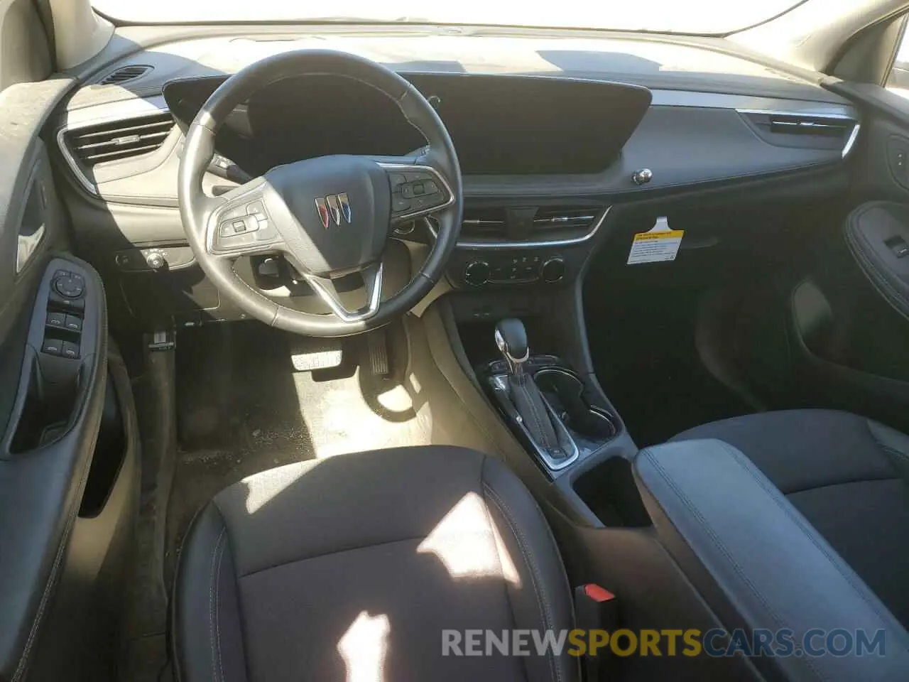 8 fotografías del automóvil dañado KL4AMBS21RB172598 BUICK ENCORE 2024