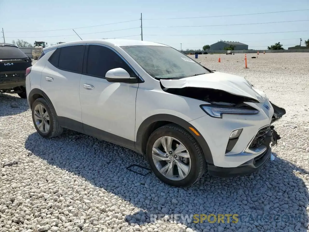 4 fotografías del automóvil dañado KL4AMBS22RB050946 BUICK ENCORE 2024