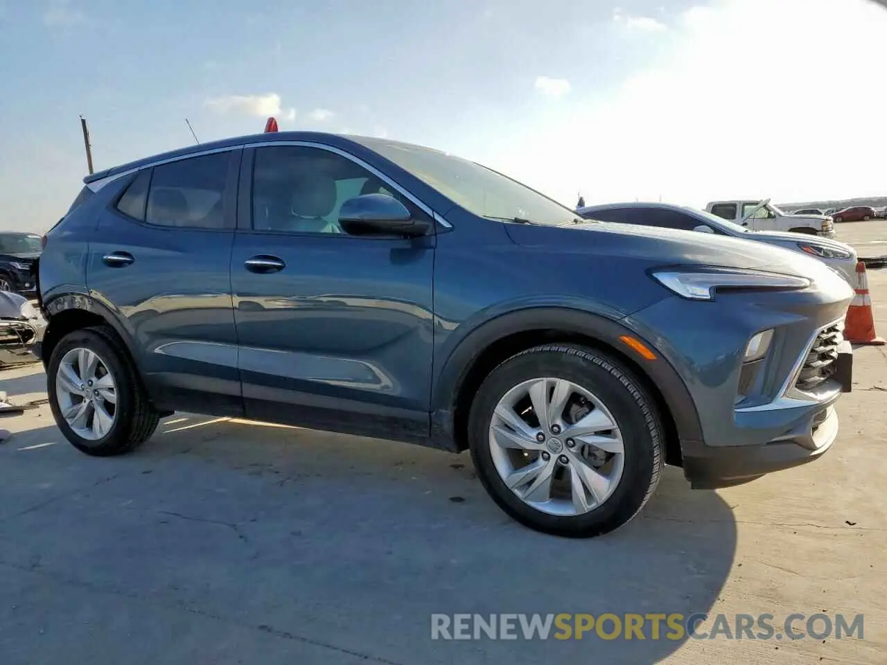 4 fotografías del automóvil dañado KL4AMBS23RB124973 BUICK ENCORE 2024