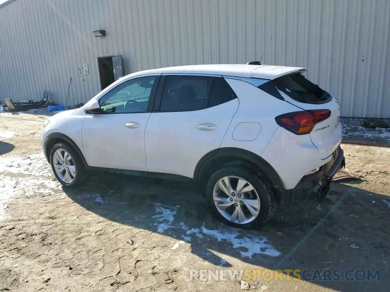 2 fotografías del automóvil dañado KL4AMBS25RB151804 BUICK ENCORE 2024