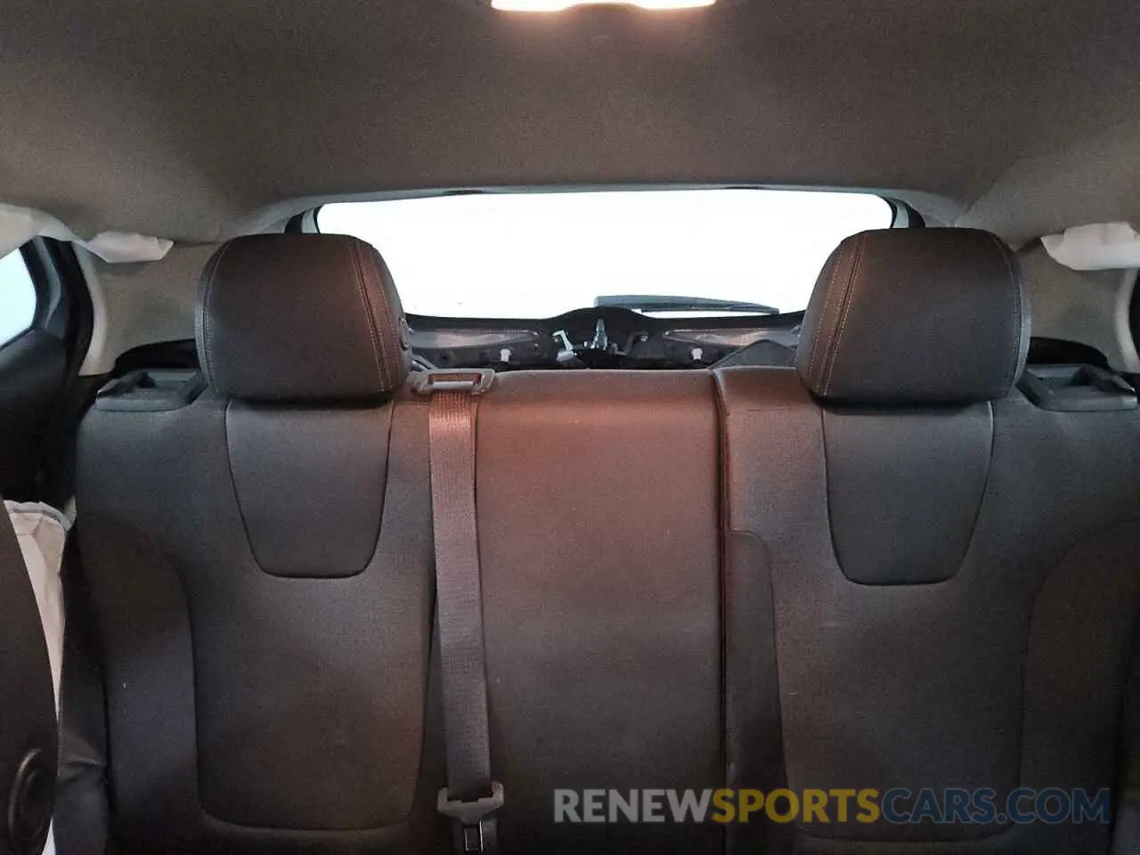10 fotografías del automóvil dañado KL4AMBS26RB057799 BUICK ENCORE 2024