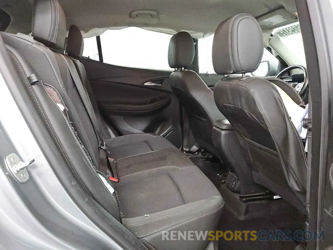 11 fotografías del automóvil dañado KL4AMBS26RB057799 BUICK ENCORE 2024