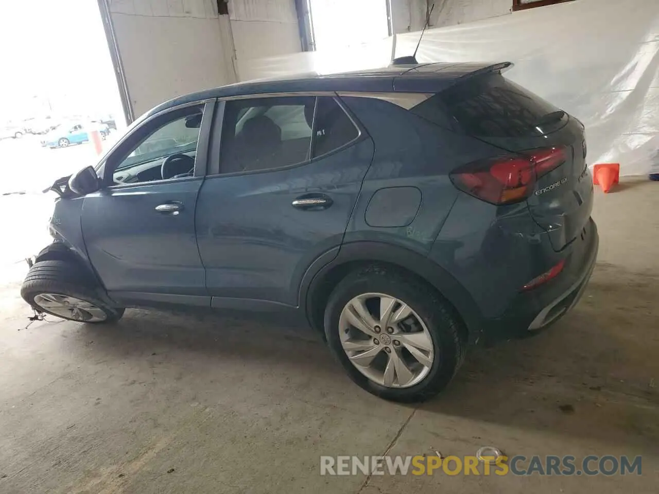 2 fotografías del automóvil dañado KL4AMBS26RB119119 BUICK ENCORE 2024