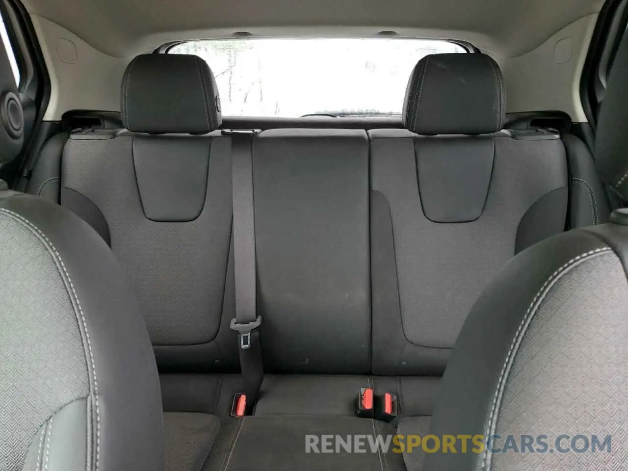 10 fotografías del automóvil dañado KL4AMBS26RB147065 BUICK ENCORE 2024