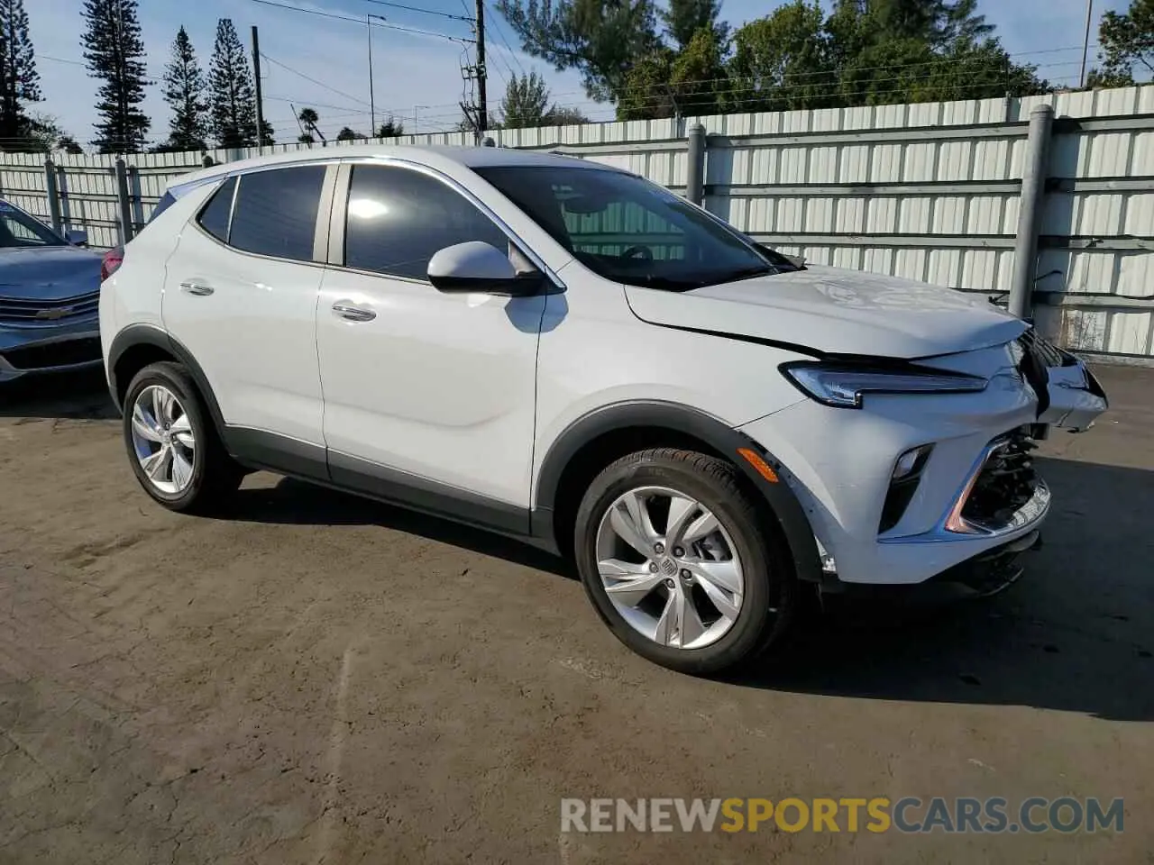 4 fotografías del automóvil dañado KL4AMBS26RB173195 BUICK ENCORE 2024
