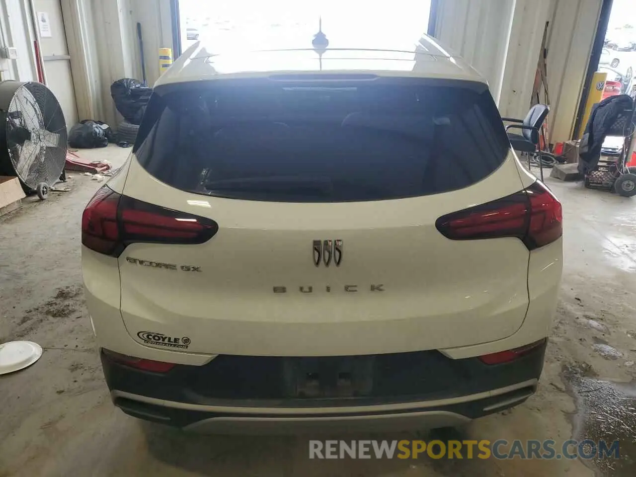 6 fotografías del automóvil dañado KL4AMBS26RB181880 BUICK ENCORE 2024