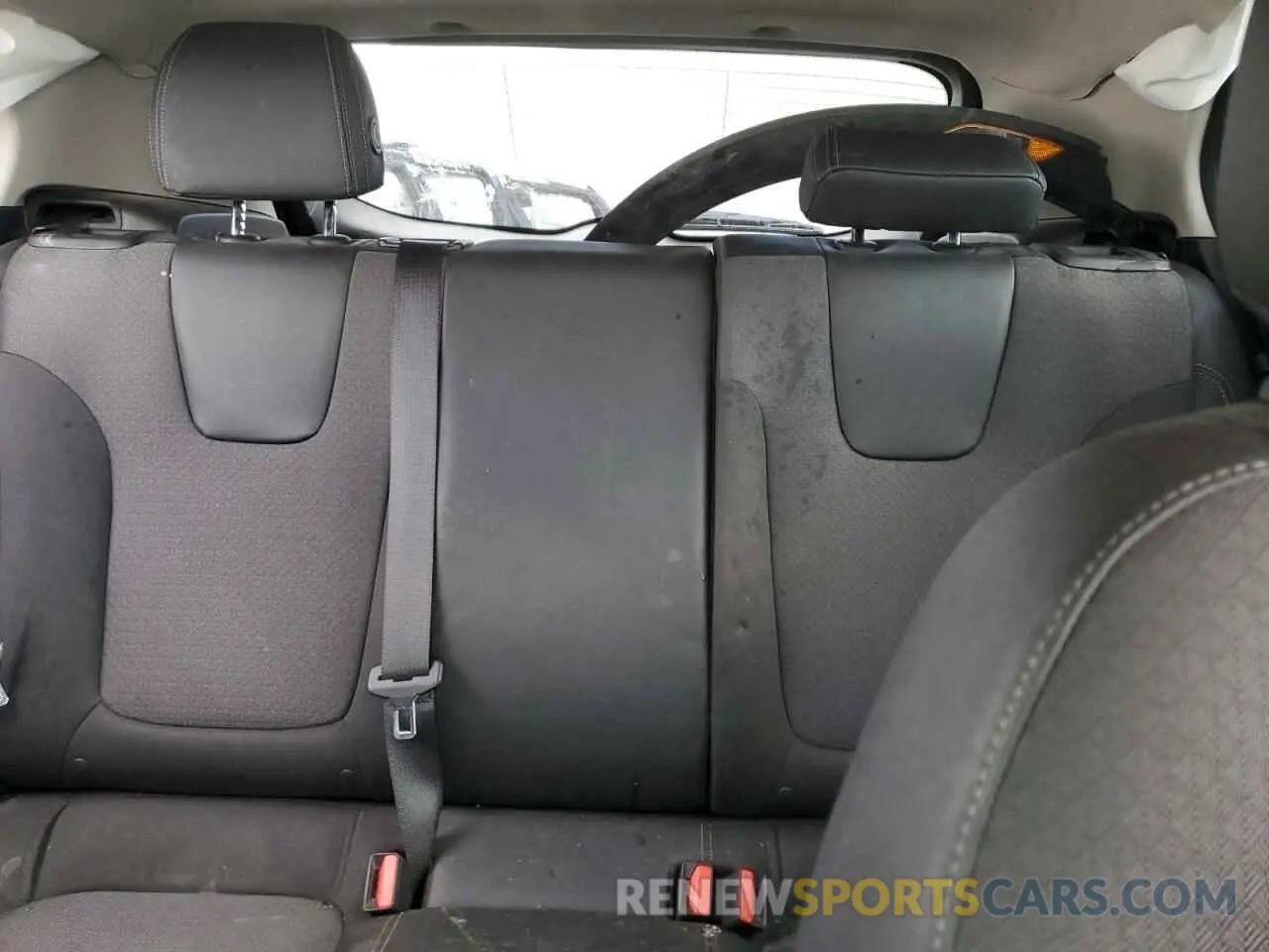 10 fotografías del automóvil dañado KL4AMBS28RB068786 BUICK ENCORE 2024