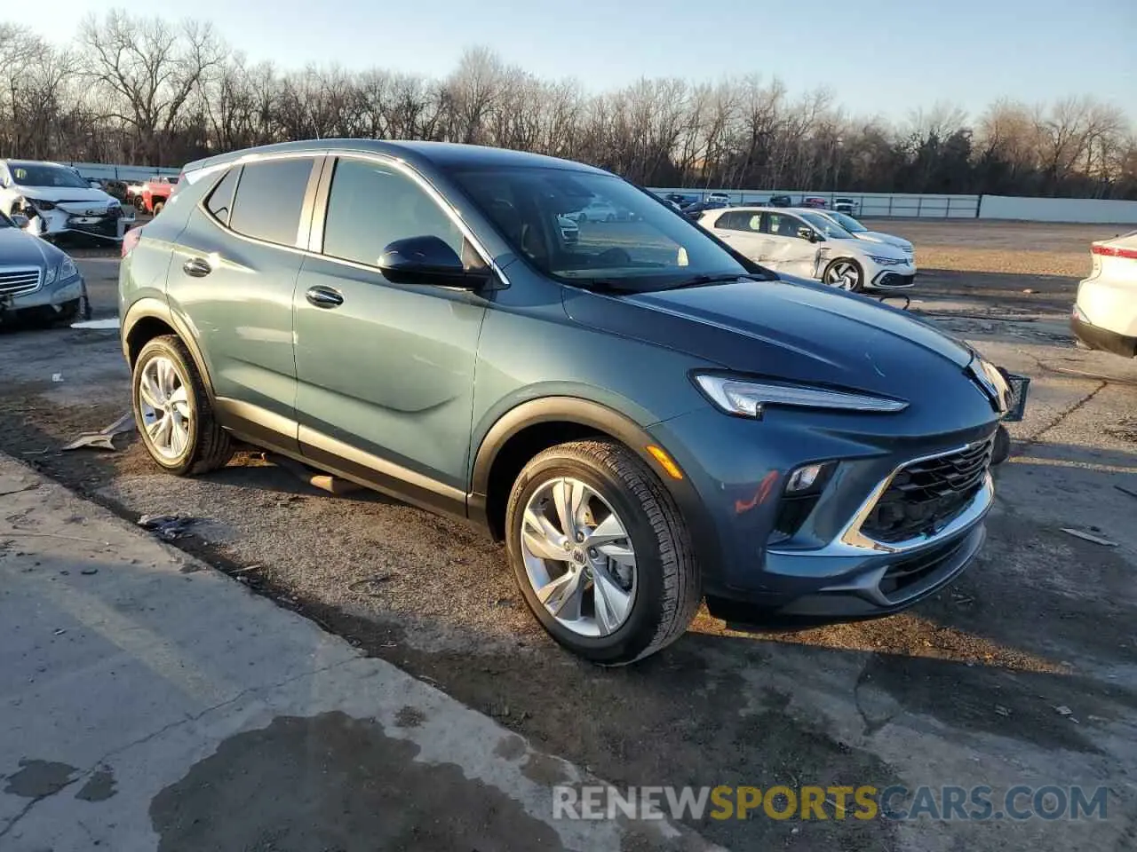 4 fotografías del automóvil dañado KL4AMBS29RB028832 BUICK ENCORE 2024
