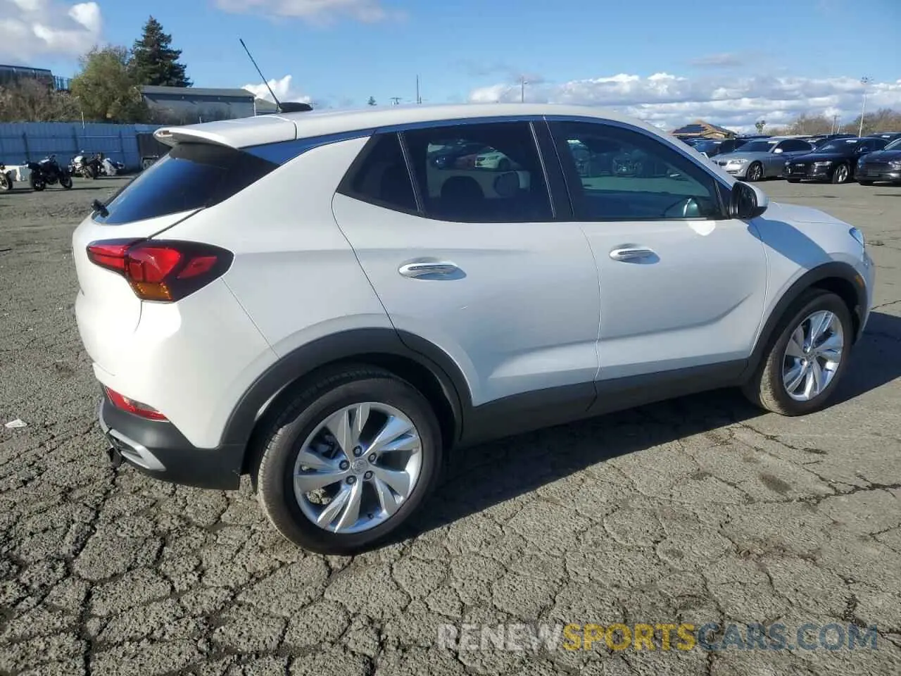 3 fotografías del automóvil dañado KL4AMBS2XRB024286 BUICK ENCORE 2024