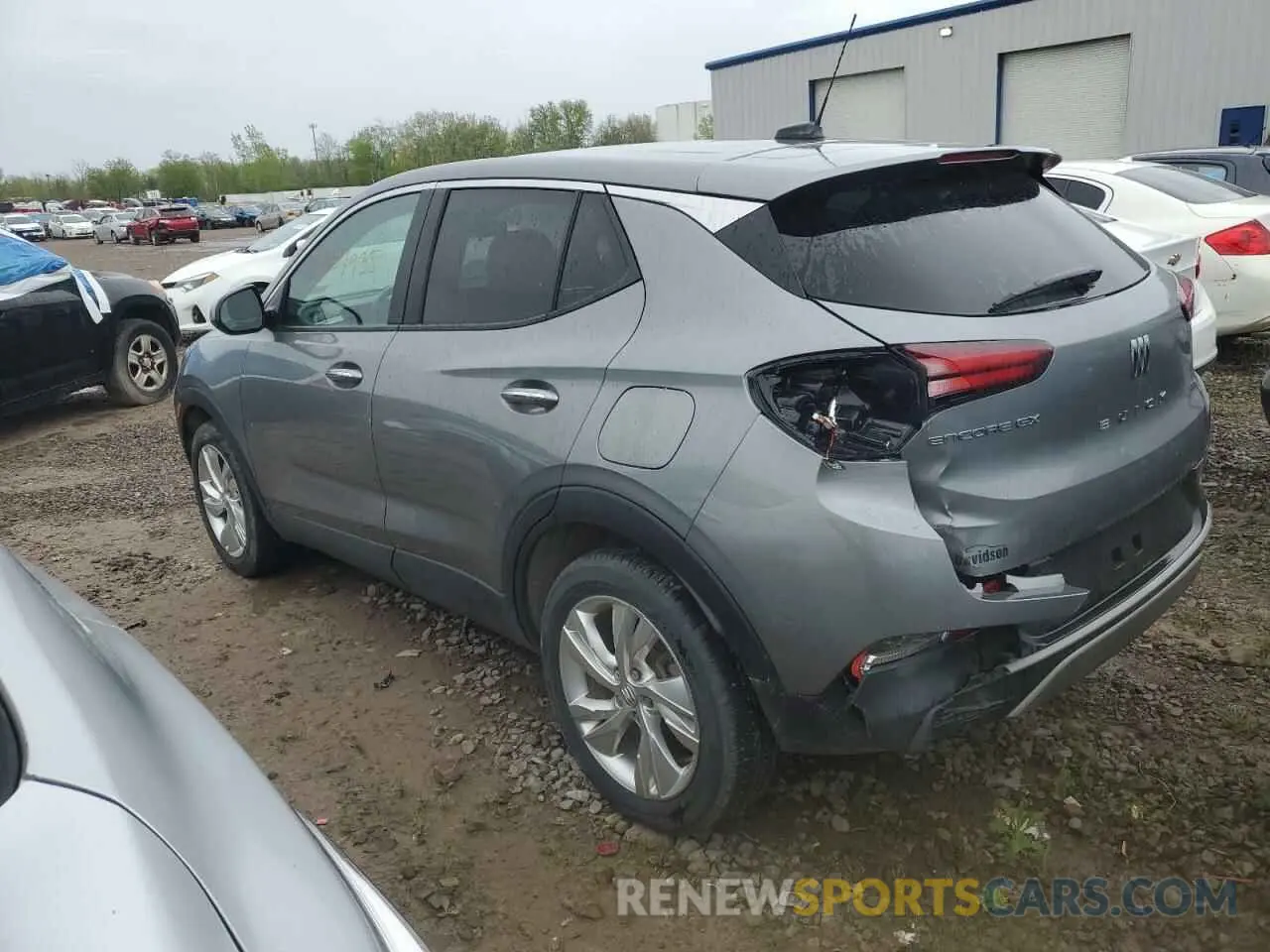 2 fotografías del automóvil dañado KL4AMBS2XRB145481 BUICK ENCORE 2024