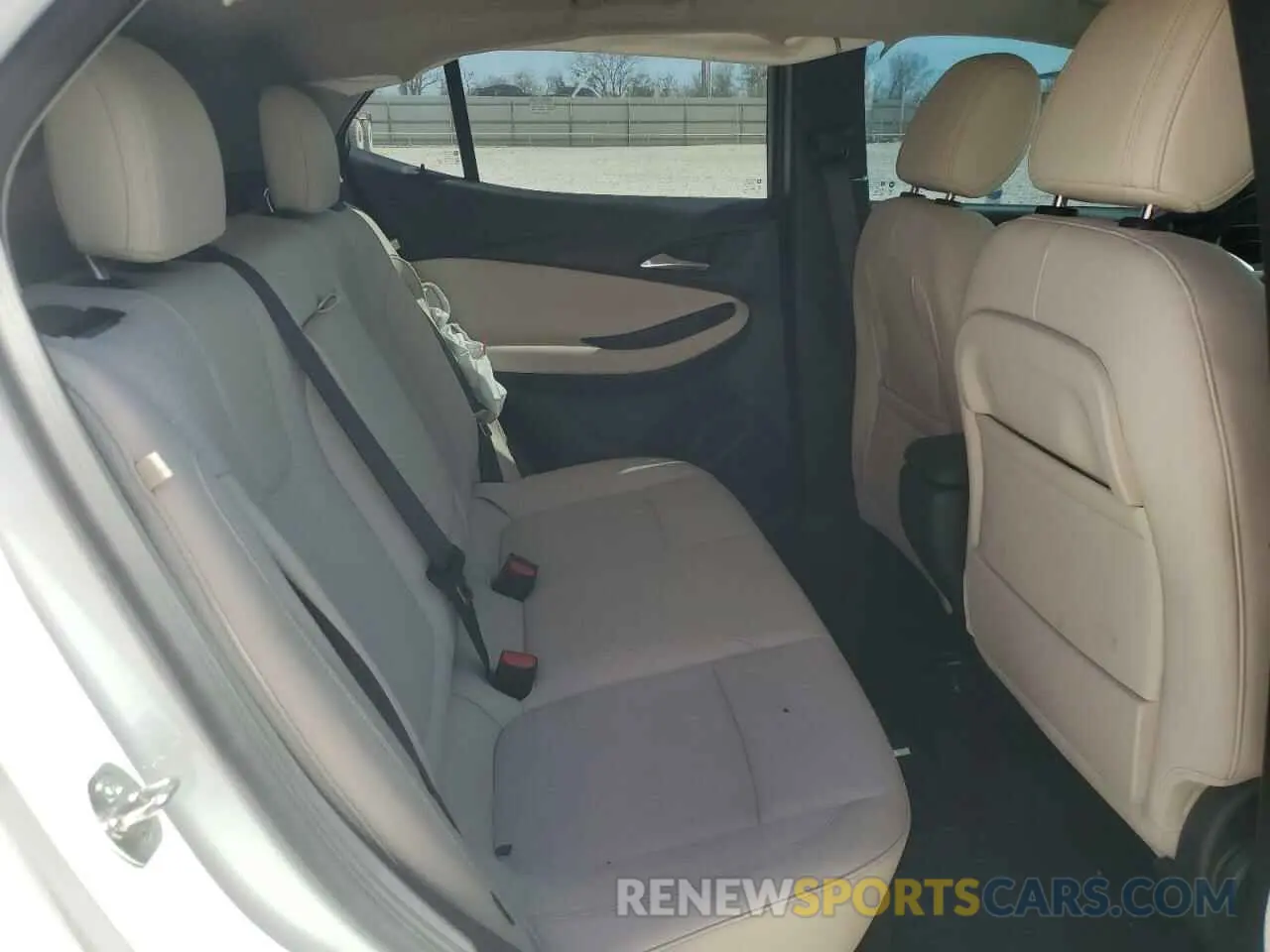 11 fotografías del automóvil dañado KL4AMBSL2RB043830 BUICK ENCORE 2024