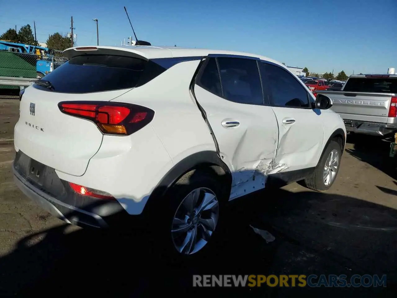 3 fotografías del automóvil dañado KL4AMCSL5RB172053 BUICK ENCORE 2024